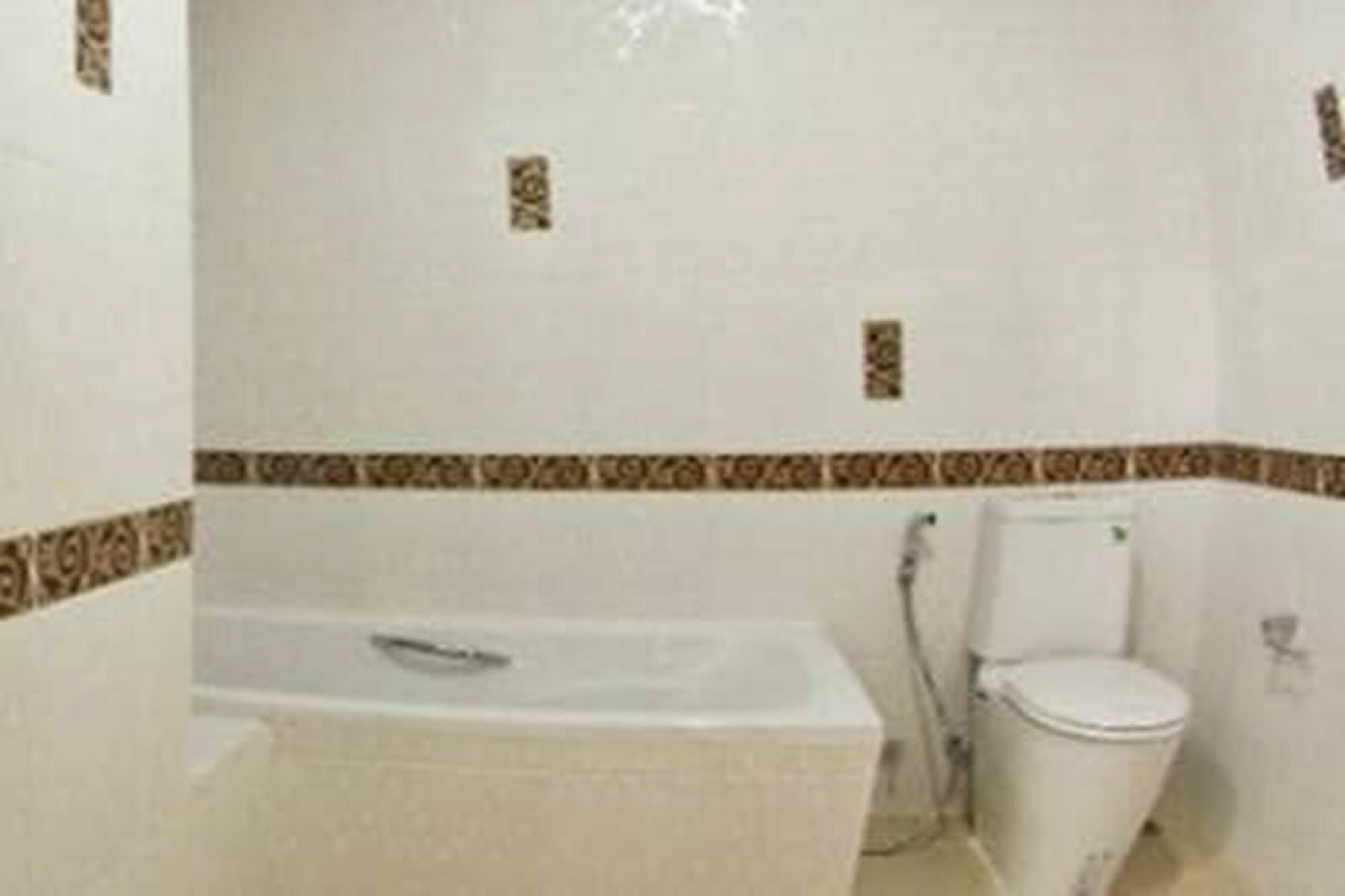 Eak Condoview Chonburi Exterior photo